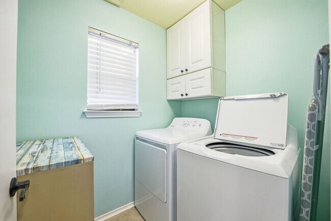 Building Photo - 11126 Quail Rise