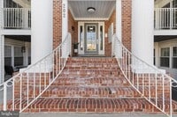 Building Photo - 202 Burkwood Ct