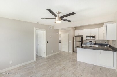 Building Photo - 6631 E Earll Dr