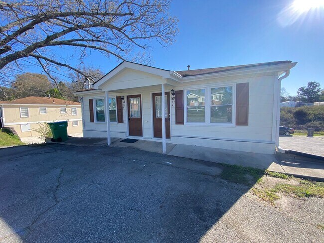 Primary Photo - 5963 Peco Ln