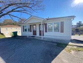 Building Photo - 5963 Peco Ln