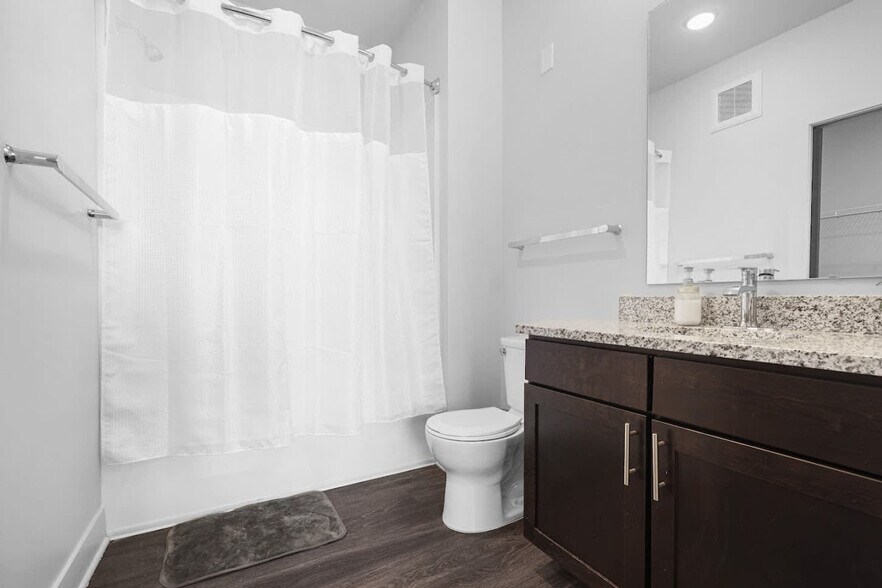 Building Photo - 8506 Westfield Blvd