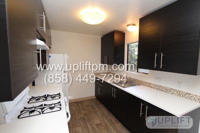 Building Photo - Choctaw Dr (4728-30)