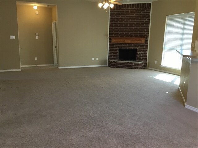 Building Photo - 12373 Latigo Dr