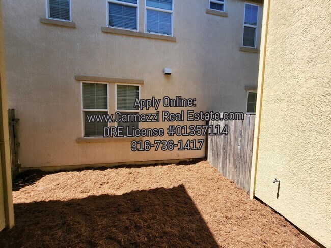Building Photo - 260 Wapello Cir