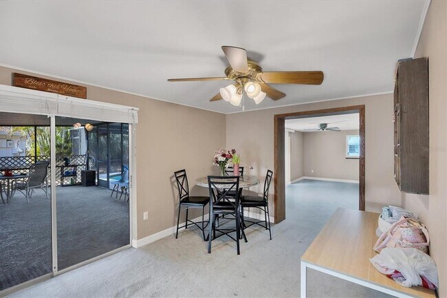 Building Photo - 3010 Golden Rain Dr