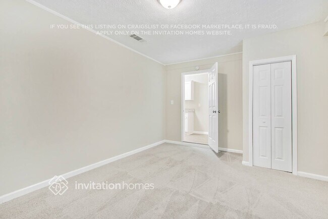 Building Photo - 7110 Carolyn Cir