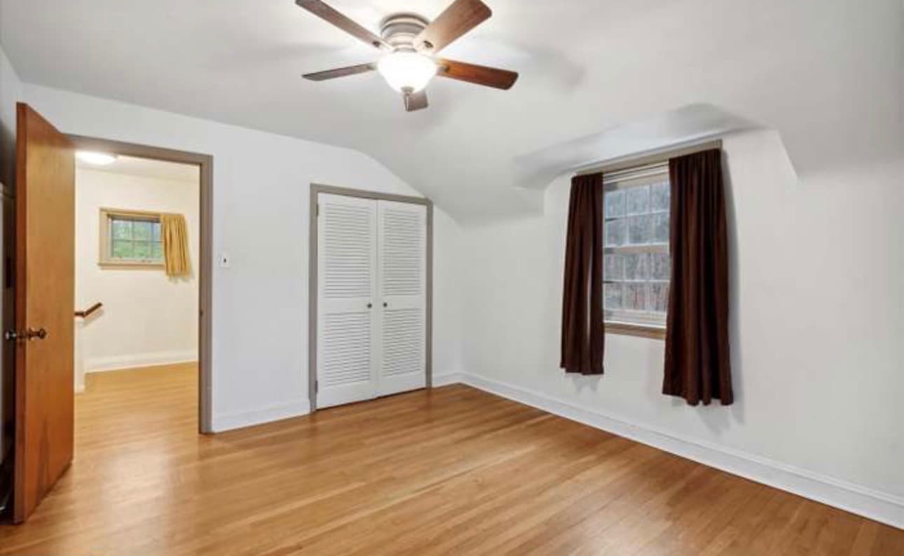 Building Photo - 4240 Fairview Ave