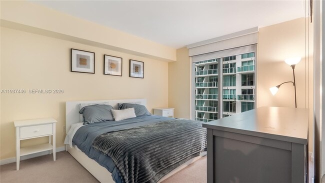 Building Photo - 31 SE 6th St