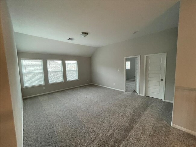 Building Photo - 2172 Woodland Pine Dr