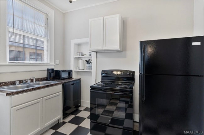 Building Photo - 1814-1816 Madison Ave