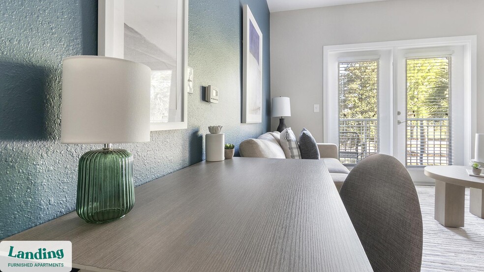 Building Photo - 215 Hunters Lk Wy