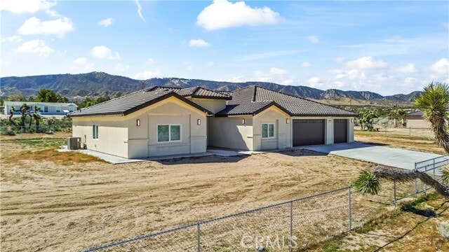 Building Photo - 993 Rancho Rd