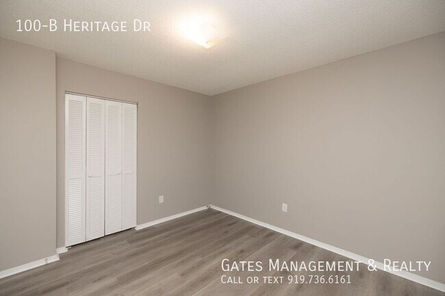 Building Photo - 100-B Heritage Dr-