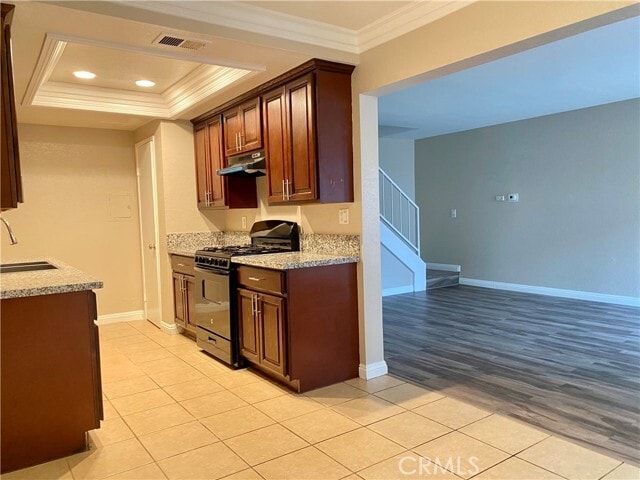 Building Photo - 12422 Cuesta Dr