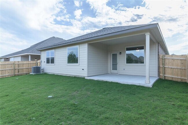 Building Photo - 9305 Margaret Jewel Ln