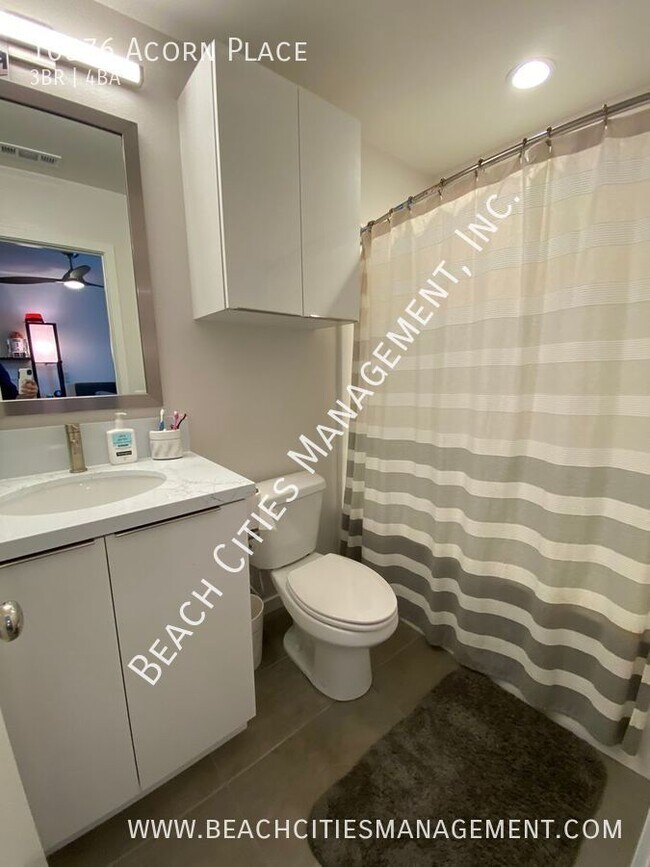 Building Photo - 10576 Acorn Pl