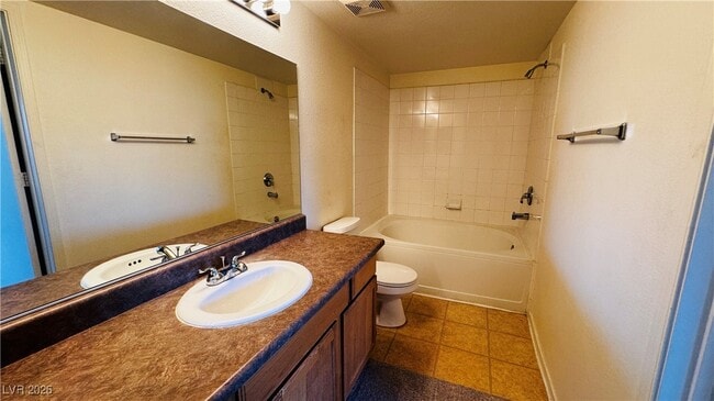 Building Photo - 45 Maleena Mesa St