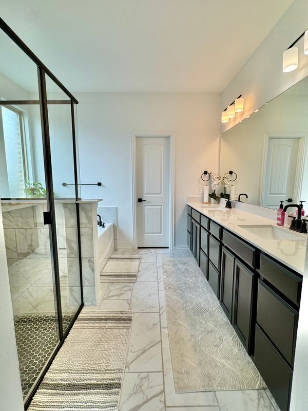 Building Photo - 1253 Binfield Dr