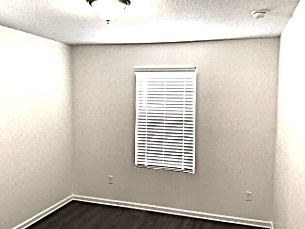 Building Photo - 163 E Jayce Way