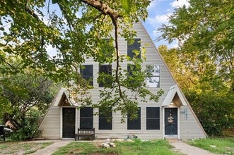 Building Photo - 3128 Emhouse Rd