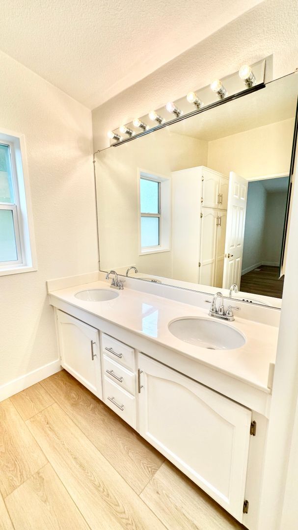 Building Photo - Light, Bright, and Freshly Updated Home in the Gated & Desirable Champagne Village 55+ Community!