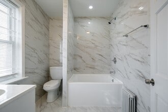 Building Photo - 20 Vandenburgh Ave