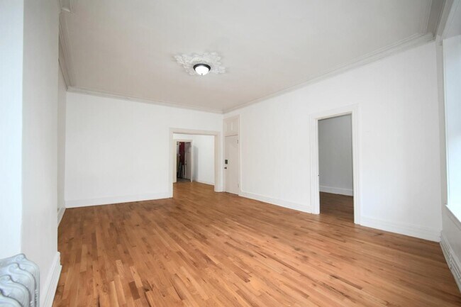 Building Photo - 184 Ocean Ave