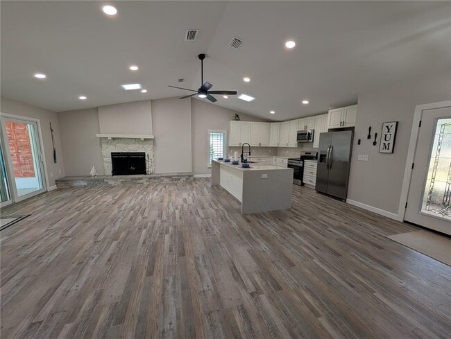 Building Photo - 4368 Marine Pkwy