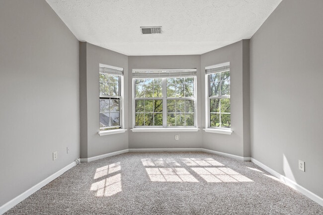 Building Photo - 403 Windfield Pl