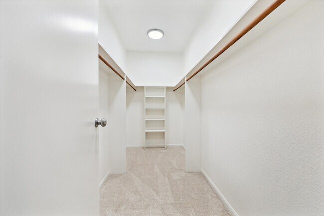 Building Photo - 11711 Memorial Dr