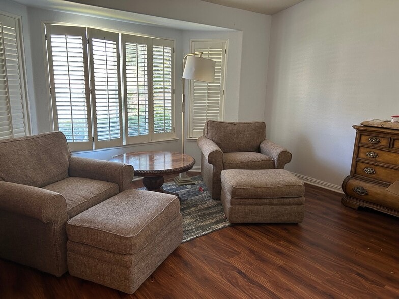 Building Photo - 3685 Canyon Terrace Dr