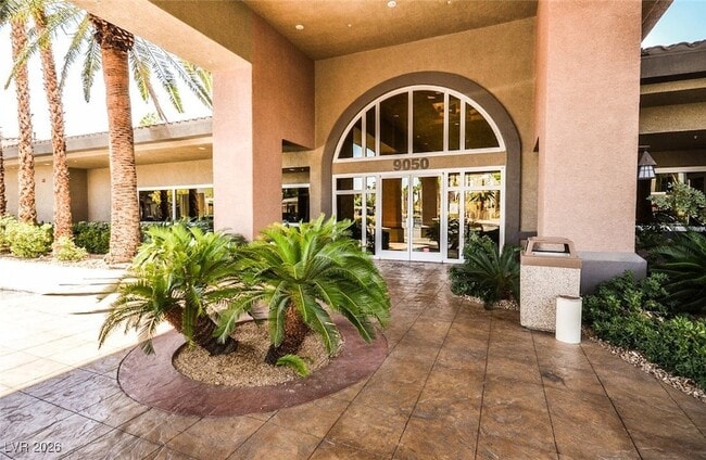 Building Photo - 9050 W Warm Springs Rd