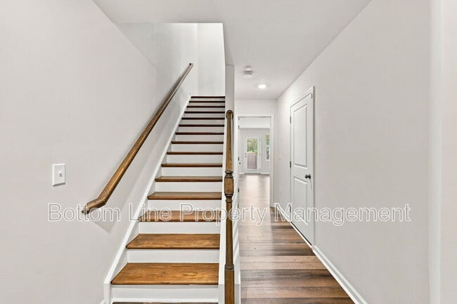 Building Photo - 1204 Lily Loch Wy