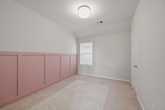 Building Photo - 10602 Wagner St