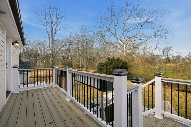 Building Photo - 8 Kerins Terrace