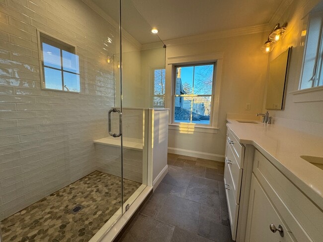 Building Photo - 67 W Sunset Ave