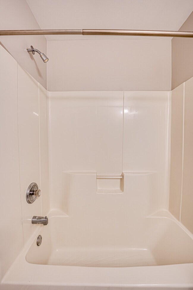 Building Photo - 2427 Stoughton Cir