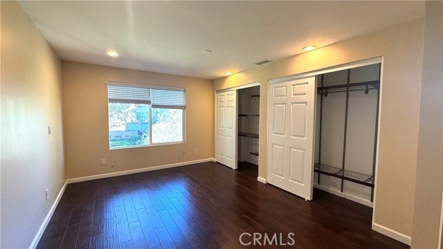 Building Photo - 16 Willow Tree Ln