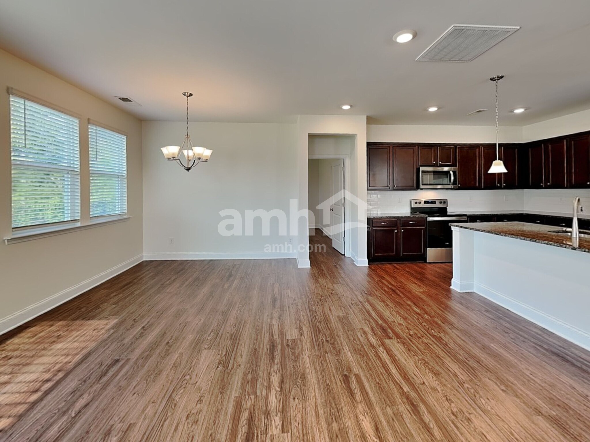 Building Photo - 6114 Rosemore Ln
