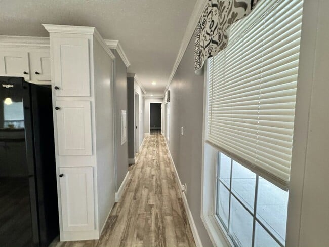 Building Photo - 2323 NW 46th Ct