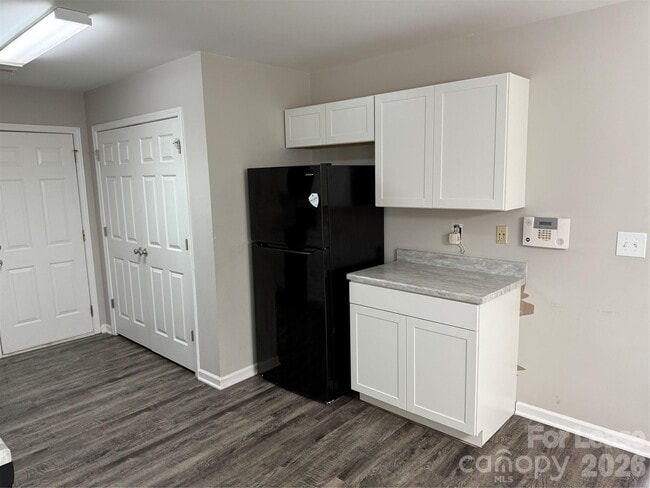 Building Photo - 635 Wilderness Trail Dr