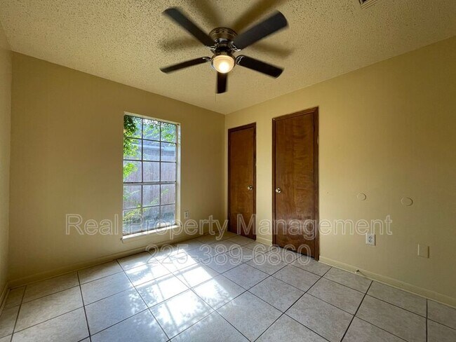 Building Photo - 10642 Stanley Aubin Ln