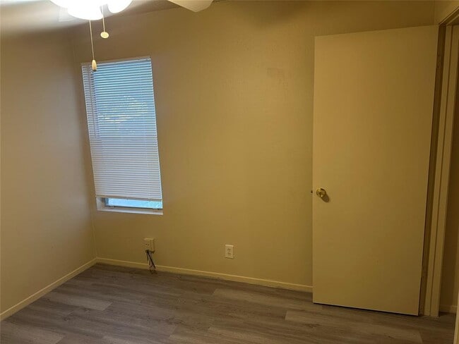 Building Photo - 2602 S Bagdad Rd