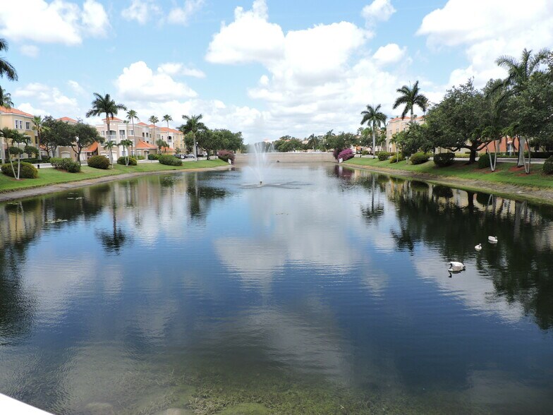 Building Photo - 11032 Legacy Dr