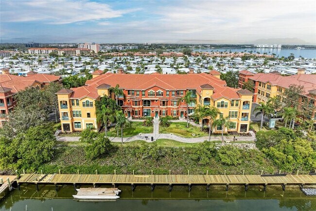 Building Photo - 2773 Via Cipriani Via