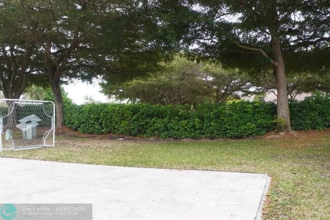 Building Photo - 1162 Golden Cane Dr