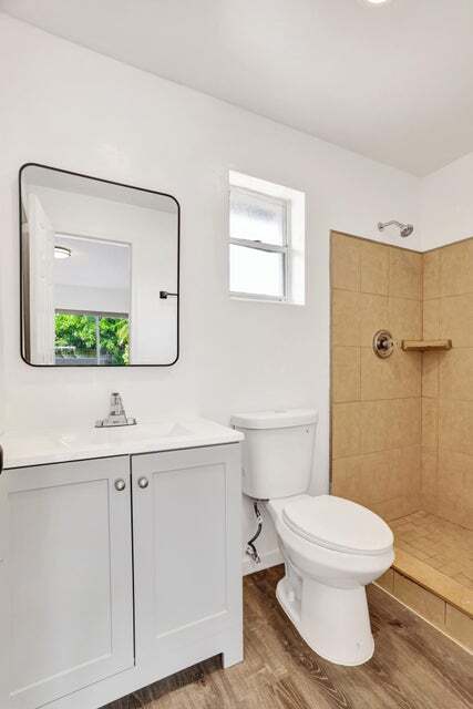 Building Photo - 8211 NW 45th Ct