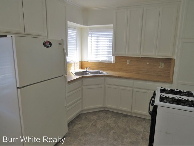 Building Photo - 1430 Ocean Ave