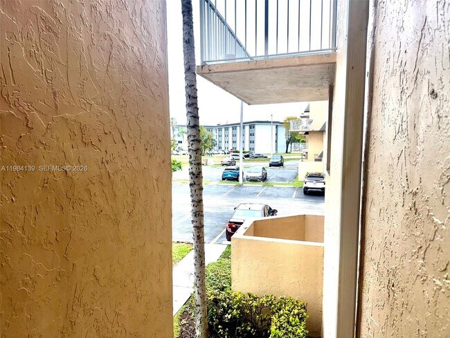 Building Photo - 10700 SW 108th Ave